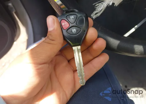 2009 Toyota Rav4 из США, поврежденный, VIN 2T3ZF33VX9W006671